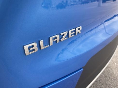 Used 2024 Chevrolet Blazer LT FWD image 12