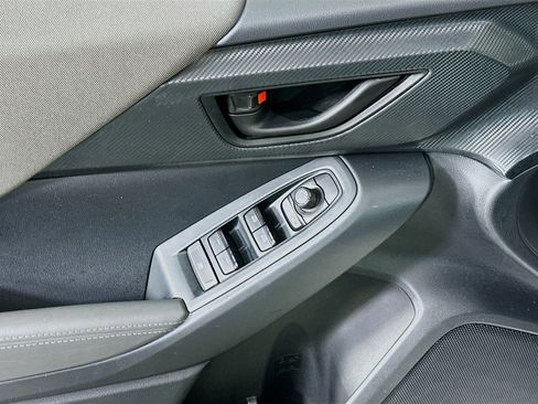 Used 2024 Subaru Crosstrek 2.0i Premium image 15