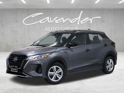 Certified 2025 Nissan Kicks Play S