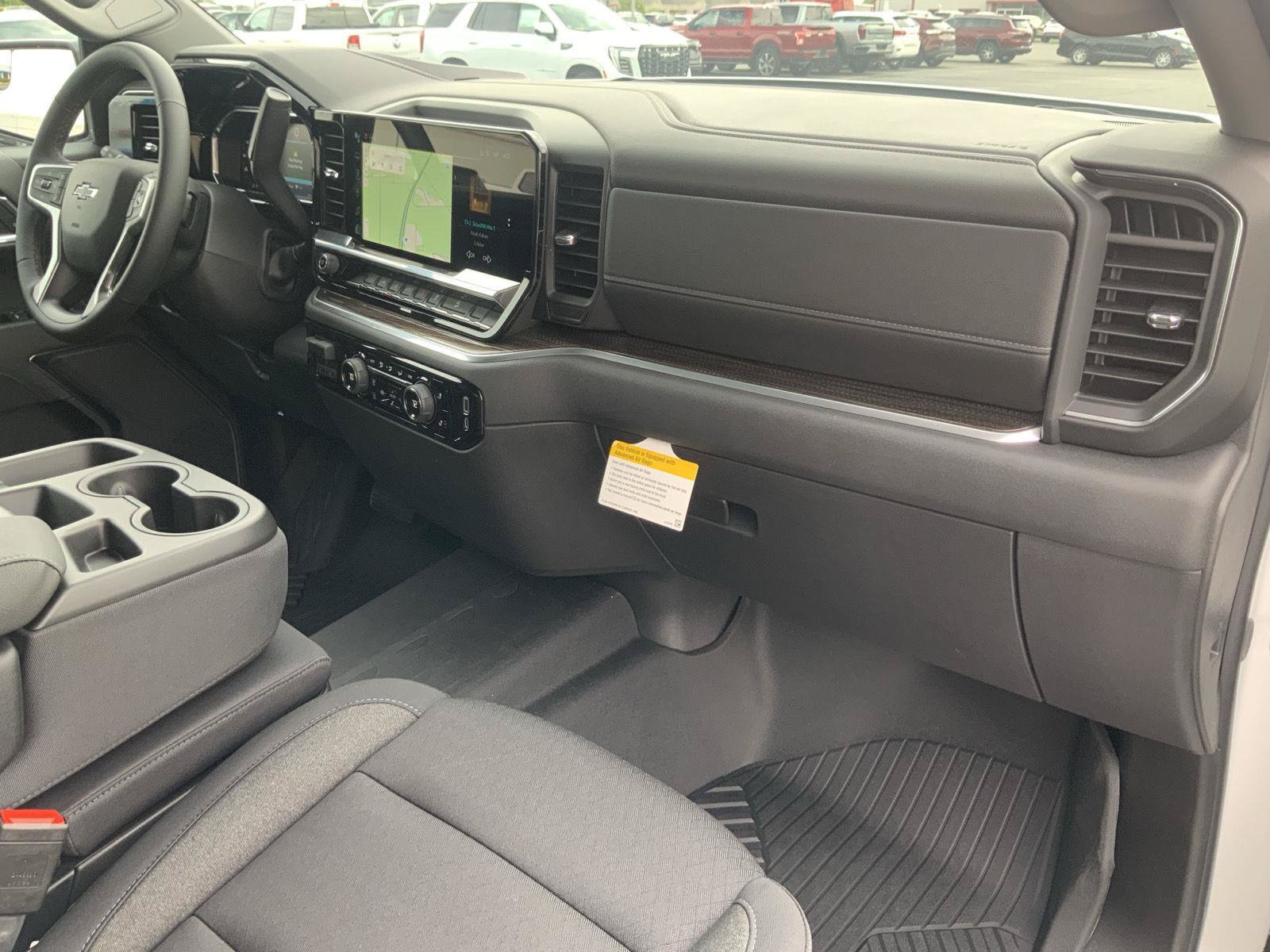 New 2026 Chevrolet Silverado 1500 RST w/ Z71 Off-Road Package AWD/4WD image 57