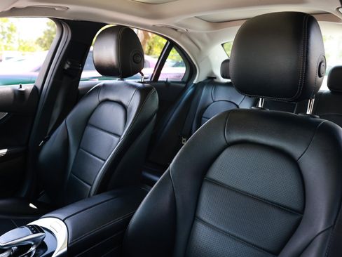 Used 2016 Mercedes-Benz C 300 4MATIC Sedan image 10