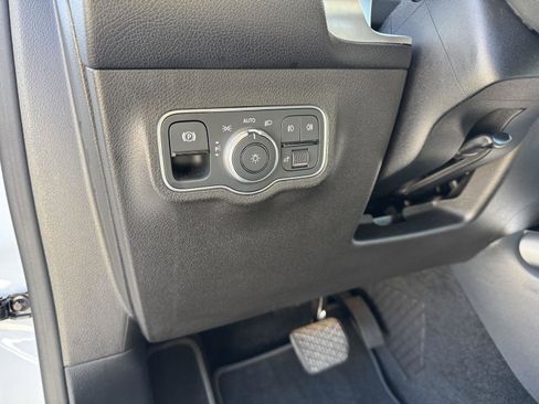 Certified 2021 Mercedes-Benz GLB 250 image 7