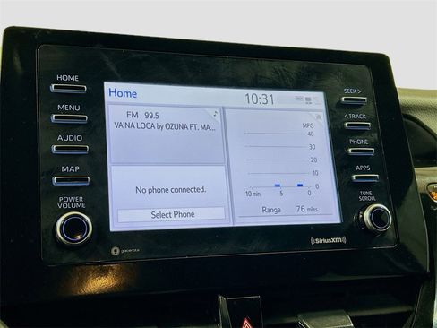 Used 2024 Toyota Camry SE image 12