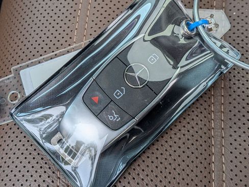 Certified 2025 Mercedes-Benz GLE 450e 450e 4MATIC image 38