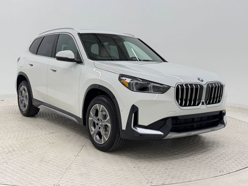 New 2026 BMW X1 xDrive28i w/ Technology Package image 7