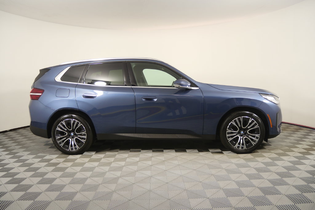 Certified 2026 BMW X3 xDrive30i AWD/4WD image 3