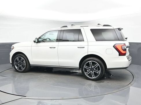 Used 2020 Ford Expedition Limited w/ Special Edition Package AWD/4WD image 6