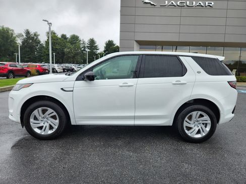 Certified 2025 Land Rover Discovery Sport S image 5