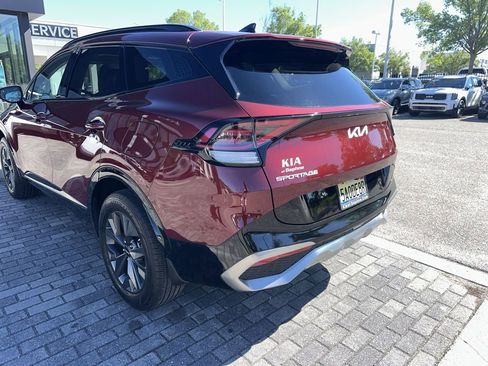 Used 2024 Kia Sportage SX Prestige image 9