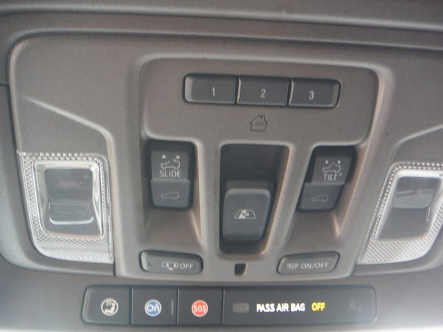 Used 2024 GMC Sierra 3500 Denali AWD/4WD image 50