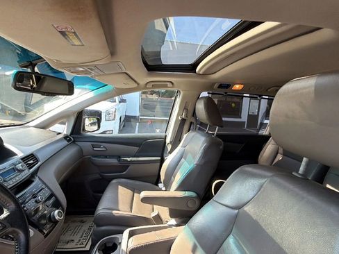 Used 2012 Honda Odyssey EX-L image 16