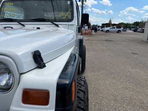 Used 1999 Jeep Wrangler Sport AWD/4WD image 14