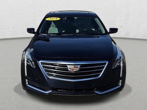 Used 2018 Cadillac CT6 Luxury image 2