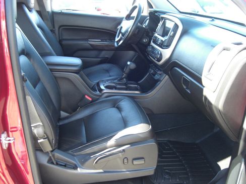 Used 2018 GMC Canyon SLT w/ Driver Alert Package image 17