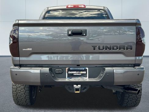 Used 2019 Toyota Tundra SR5 AWD/4WD image 4