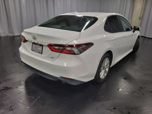 Used 2021 Toyota Camry LE FWD image 8