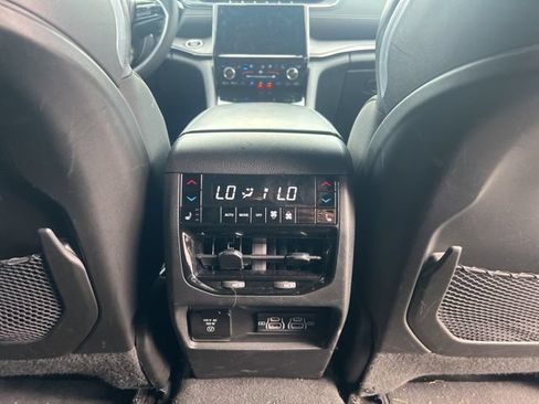 Certified 2023 Jeep Grand Cherokee Overland w/ Luxury Tech Group IV AWD/4WD image 10