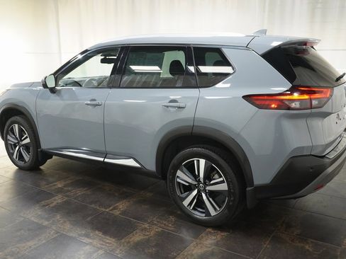 Used 2021 Nissan Rogue SL w/ Premium Package image 9