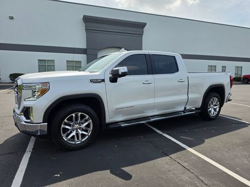 Used 2021 GMC Sierra 1500 SLT w/ SLT Premium Plus Package AWD/4WD image 19
