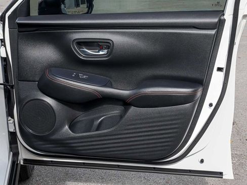 Used 2025 Honda HR-V Sport image 13