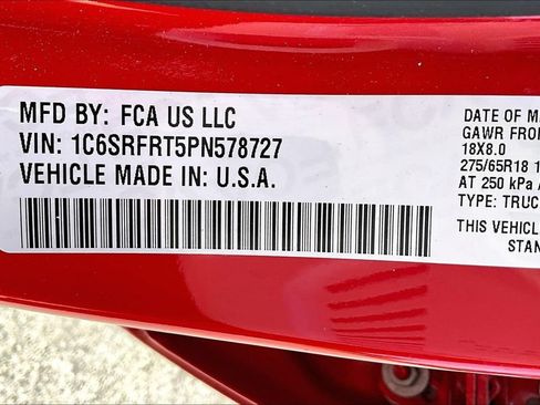 Used 2023 RAM 1500 Laramie AWD/4WD image 30