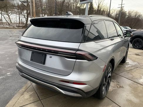 New 2026 Lincoln Nautilus Reserve w/ Jet Appearance Package image 13