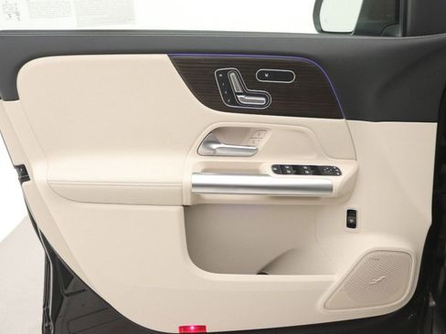 Certified 2025 Mercedes-Benz GLA 250 image 20