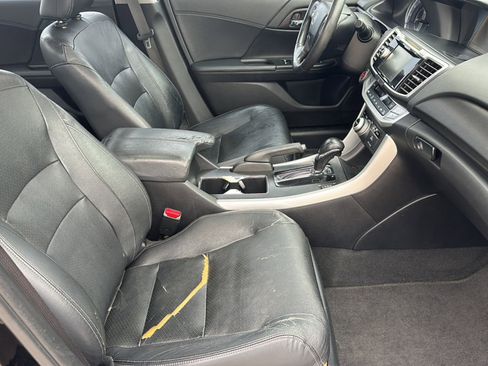 Used 2013 Honda Accord Touring image 23
