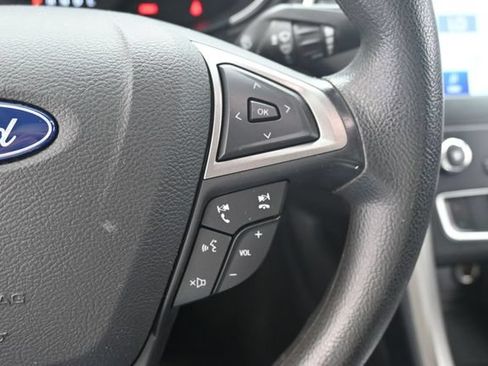 Certified 2020 Ford Fusion SE FWD image 17