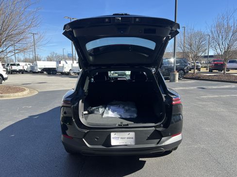 New 2026 Chevrolet Equinox EV LT image 11