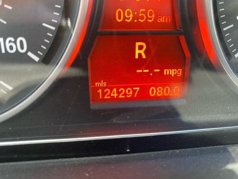 Used 2011 BMW 335i Sedan RWD image 9