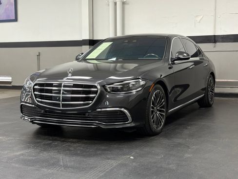Certified 2023 Mercedes-Benz S 580e 4MATIC Sedan image 5