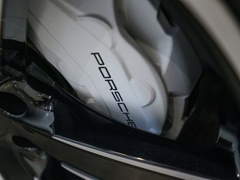 Used 2020 Porsche Cayenne Turbo AWD/4WD image 12