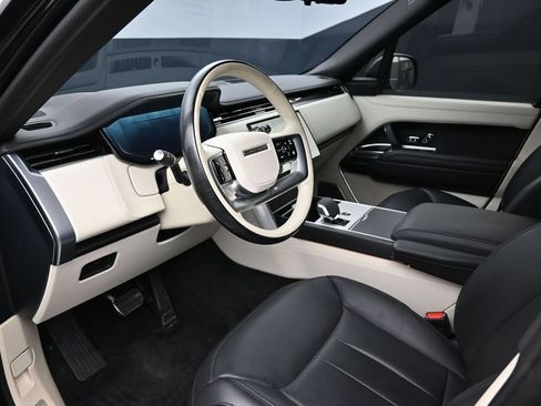 Used 2024 Land Rover Range Rover Autobiography AWD/4WD image 13