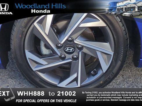 Used 2024 Hyundai Elantra SEL w/ Convenience Package FWD image 27