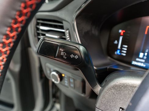 Used 2024 Ford Escape ST-Line image 28