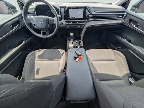 Used 2025 Toyota Camry LE w/ Convenience Package AWD/4WD image 27