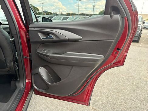 Used 2022 Chevrolet TrailBlazer RS w/ Sun and Liftgate Package FWD image 20