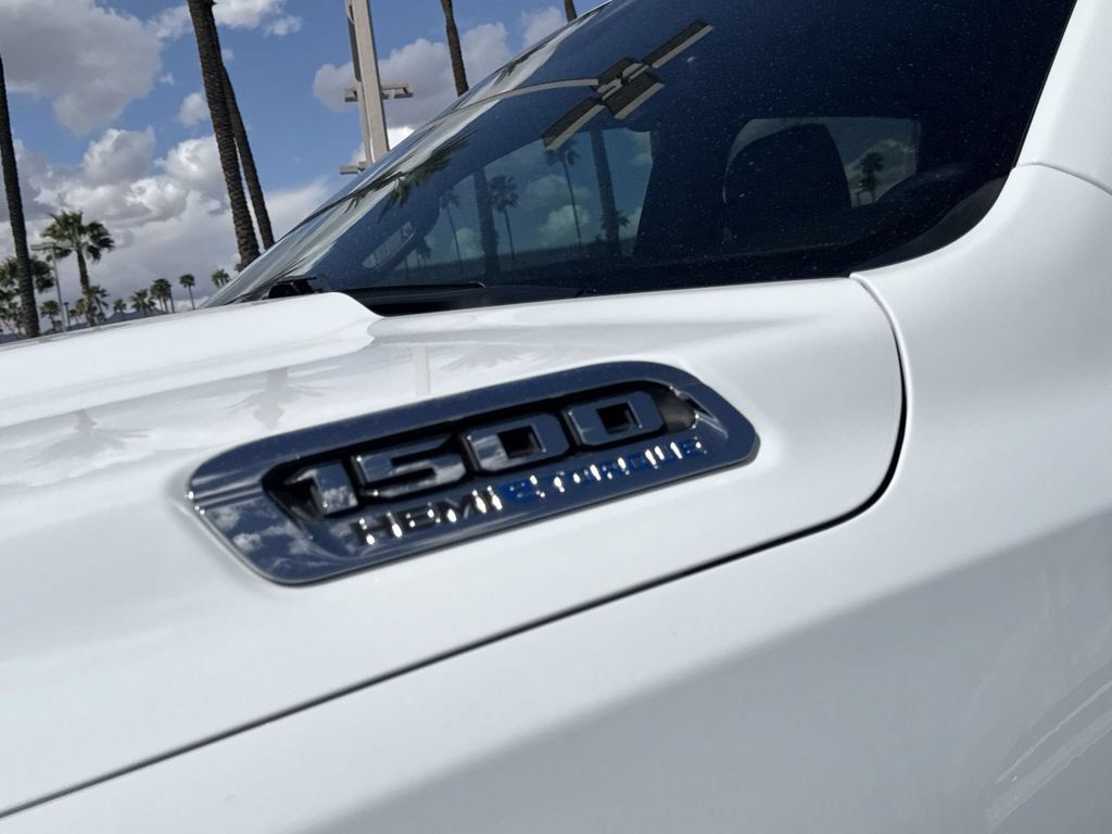 Used 2023 RAM 1500 Limited w/ Body Color Bumper Group RWD image 32