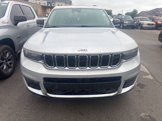 Used 2021 Jeep Grand Cherokee L Limited AWD/4WD image 2
