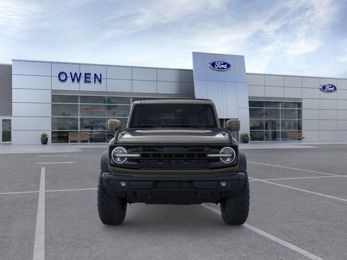 New 2025 Ford Bronco Outer Banks w/ Sasquatch Package AWD/4WD image 6