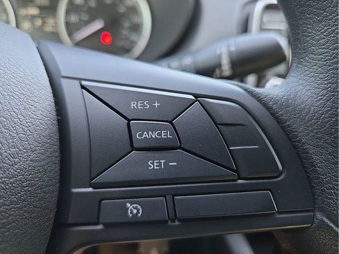 Used 2025 Nissan Versa S w/ Trunk Package image 18