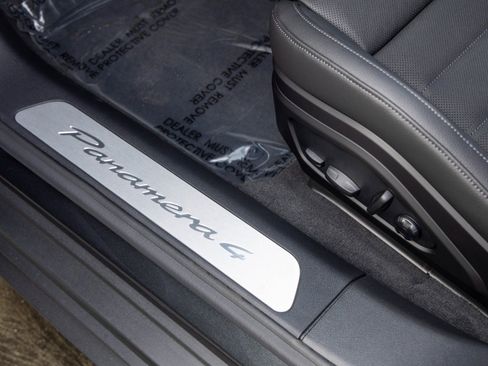 New 2026 Porsche Panamera 4 image 27