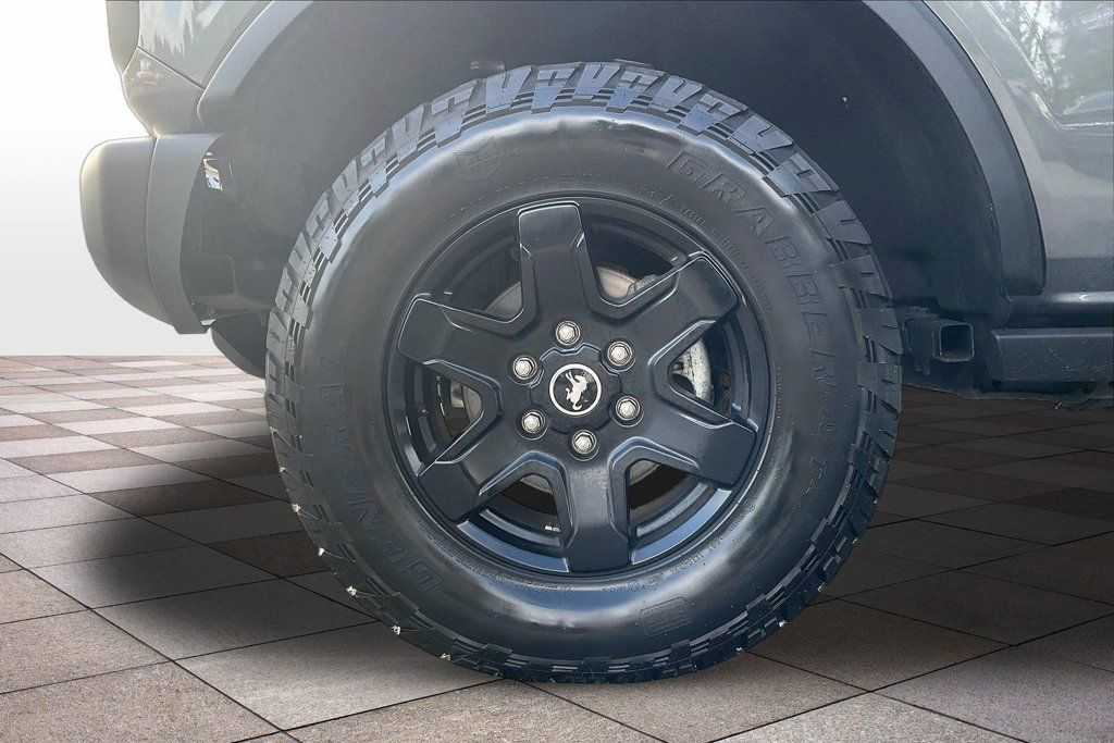 Certified 2022 Ford Bronco Black Diamond AWD/4WD image 9
