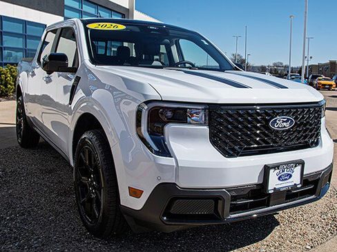 New 2026 Ford Maverick Lariat w/ Black Appearance Package image 7