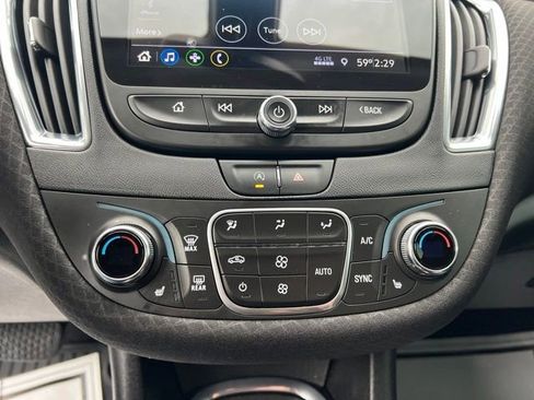 Used 2020 Chevrolet Malibu LT FWD image 20