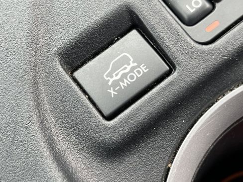 Used 2019 Subaru Crosstrek 2.0i Limited w/ Moonroof Package AWD/4WD image 26