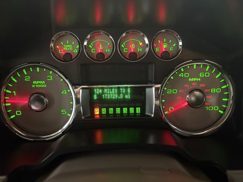 Used 2010 Ford F250 Lariat image 21