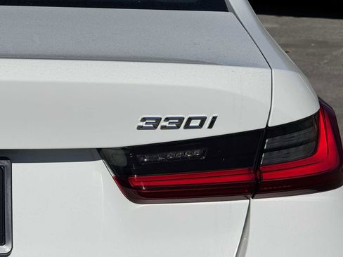 New 2026 BMW 330i Sedan w/ Convenience Package image 31