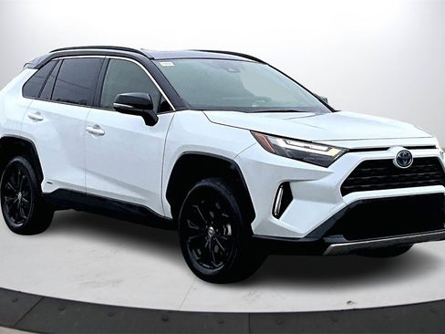 Used 2023 Toyota RAV4 XSE image 2